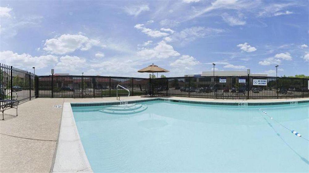Holiday Inn Express Hotel & Suites Plano West - Frisco By Ihg Εξωτερικό φωτογραφία