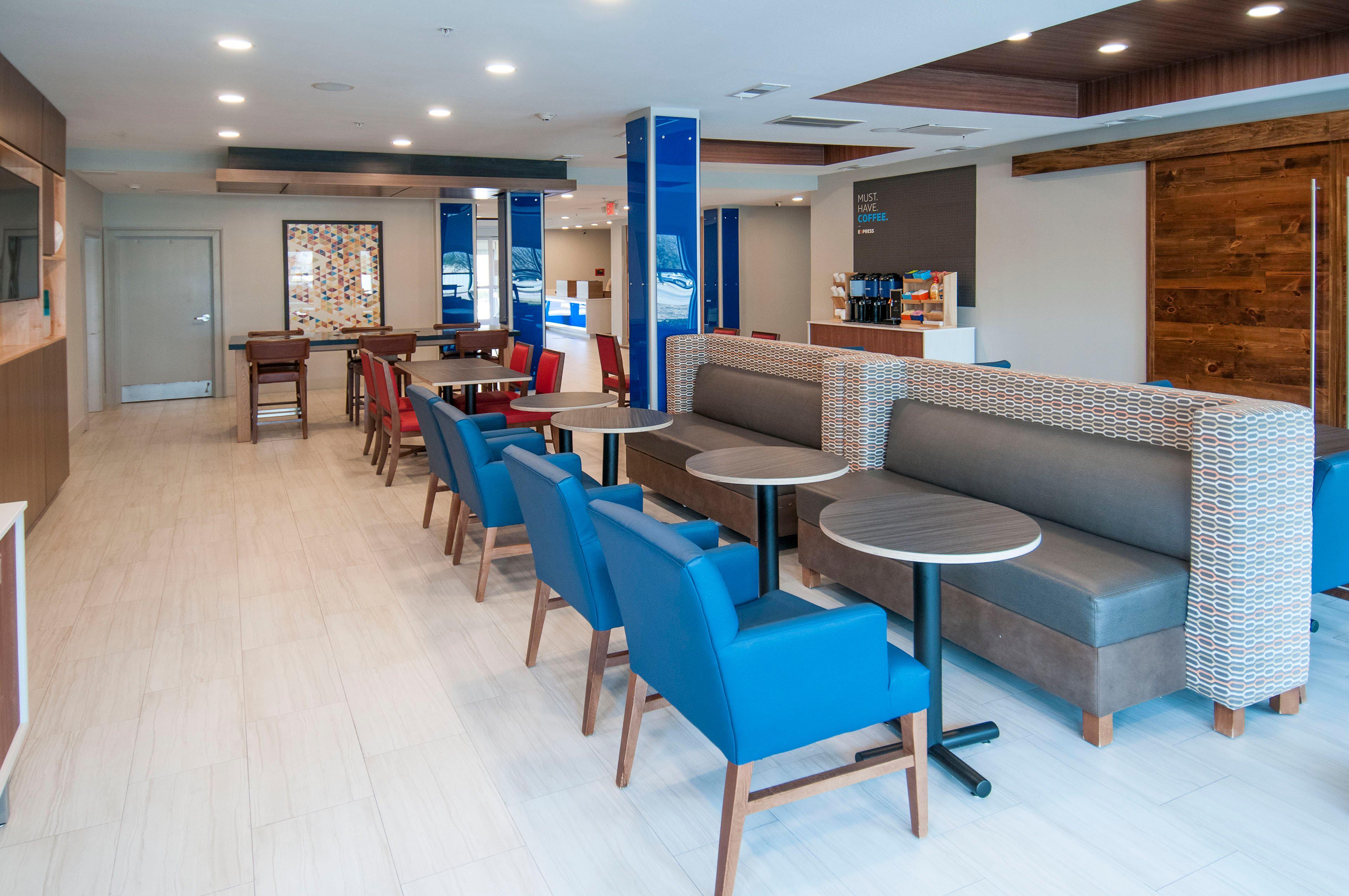 Holiday Inn Express Hotel & Suites Plano West - Frisco By Ihg Εξωτερικό φωτογραφία
