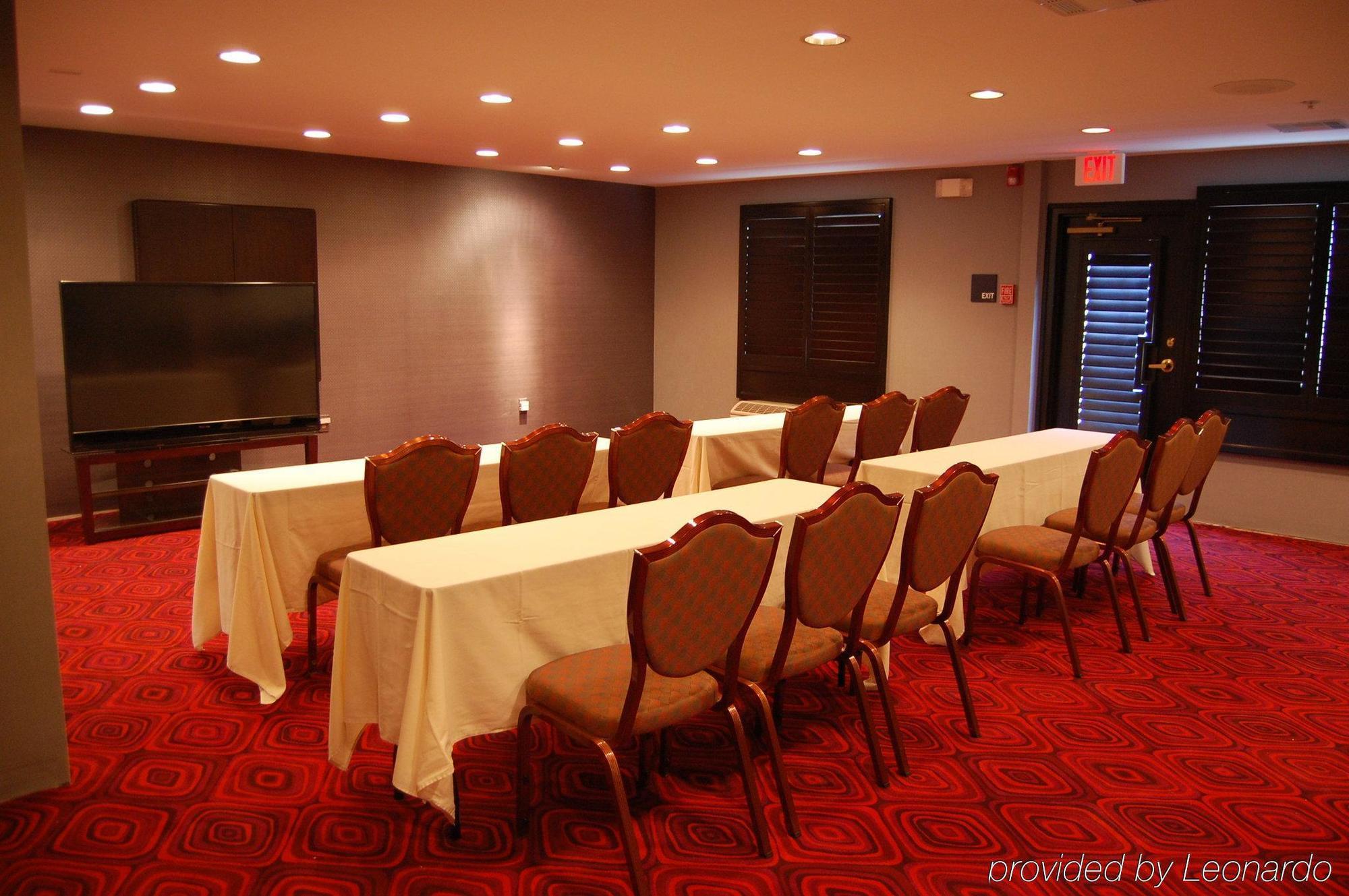 Holiday Inn Express Hotel & Suites Plano West - Frisco By Ihg Ανέσεις φωτογραφία
