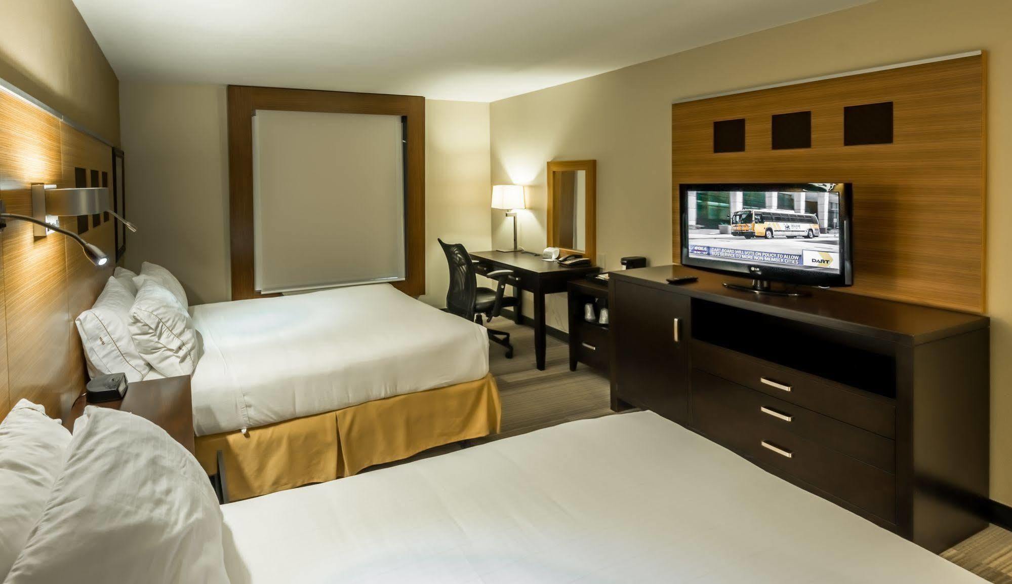 Holiday Inn Express Hotel & Suites Plano West - Frisco By Ihg Εξωτερικό φωτογραφία
