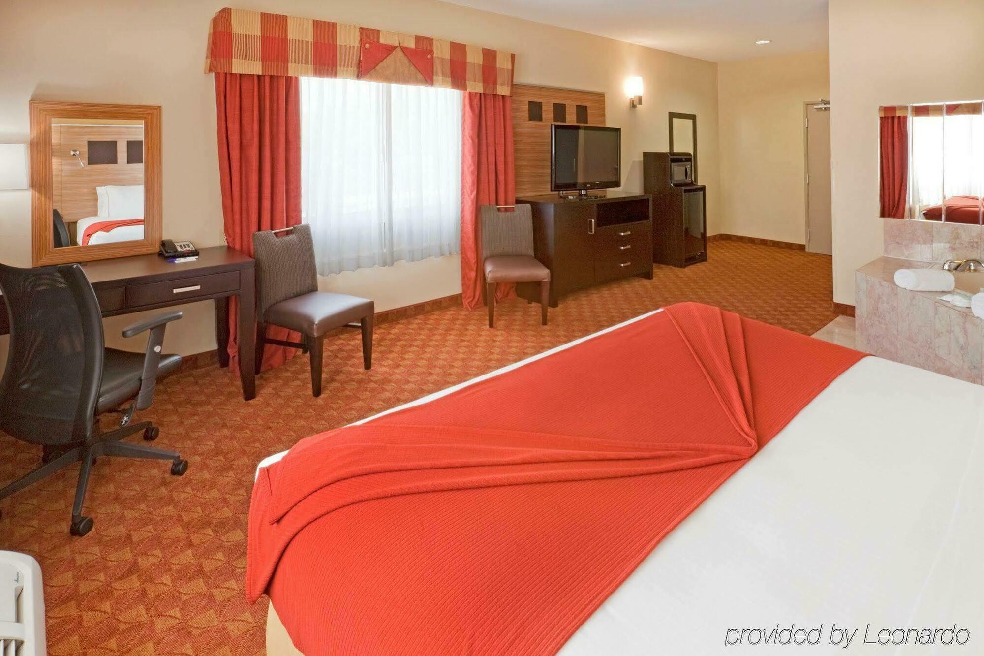 Holiday Inn Express Hotel & Suites Plano West - Frisco By Ihg Δωμάτιο φωτογραφία